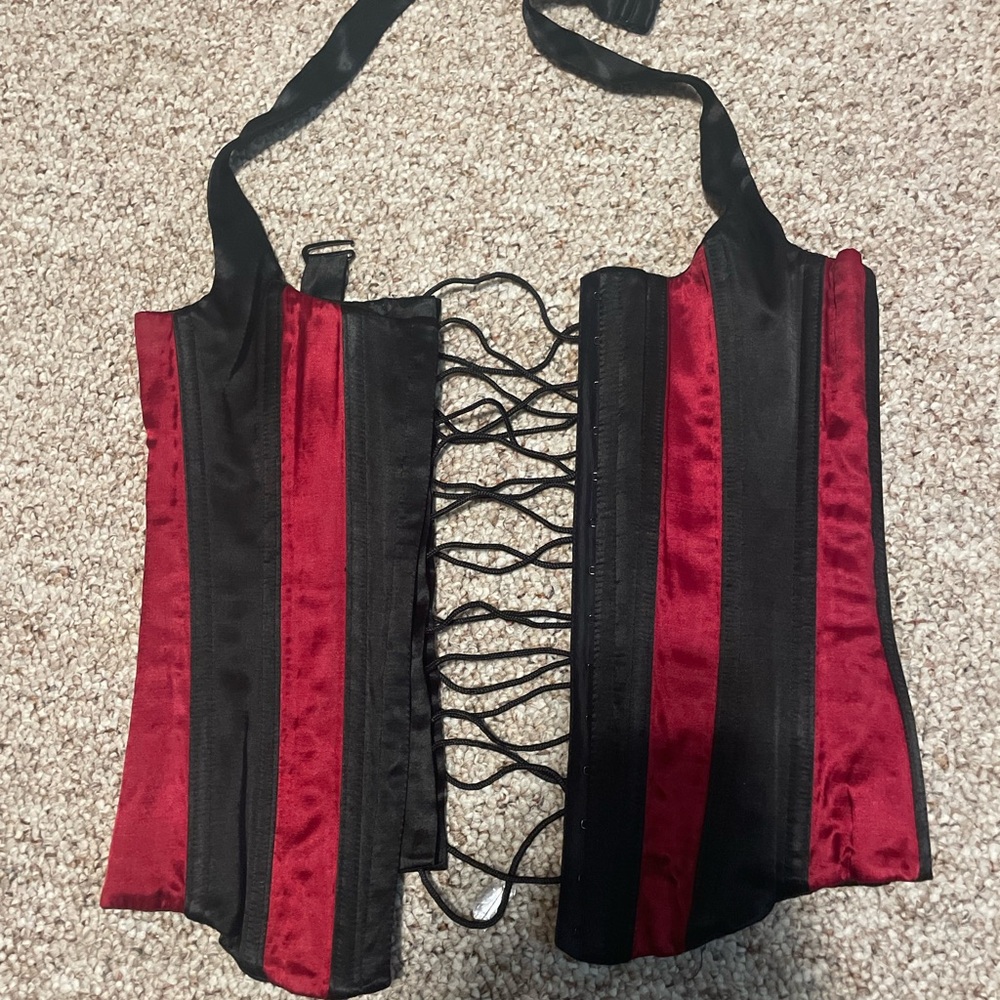Red & Black goth vampire energy Lace-Up Corset late 90s absolute mint condition